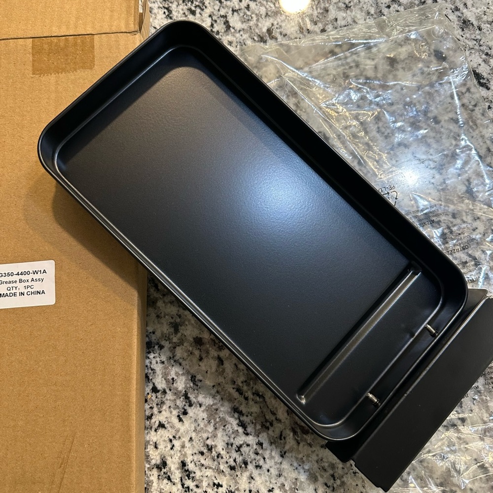 Char Broil grease box/grease trap